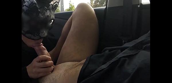 Strangers watch me masturbate in my car Sex Videos