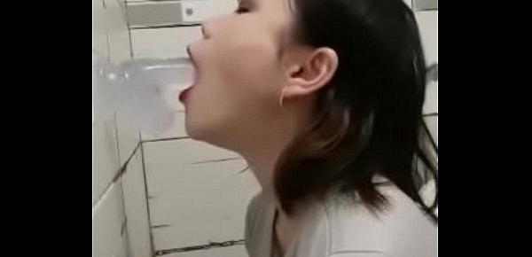 Asian Deepthroat Tube