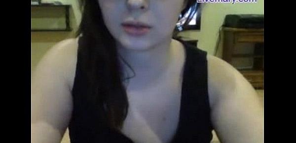 Flexible brunette webcam princess