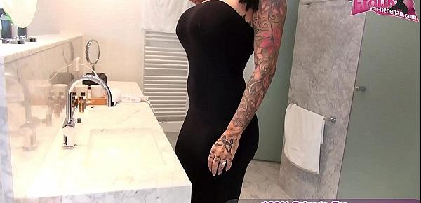 Watch Arsch sklave wird von deutscher dicke titten milf mit umschnalldildo gefickt Sex Video